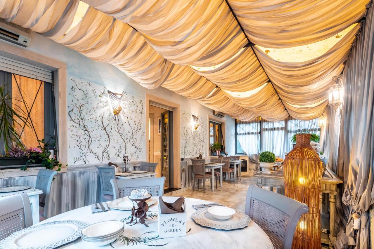 Hotel Luciana Marina di Massa Luaran gambar