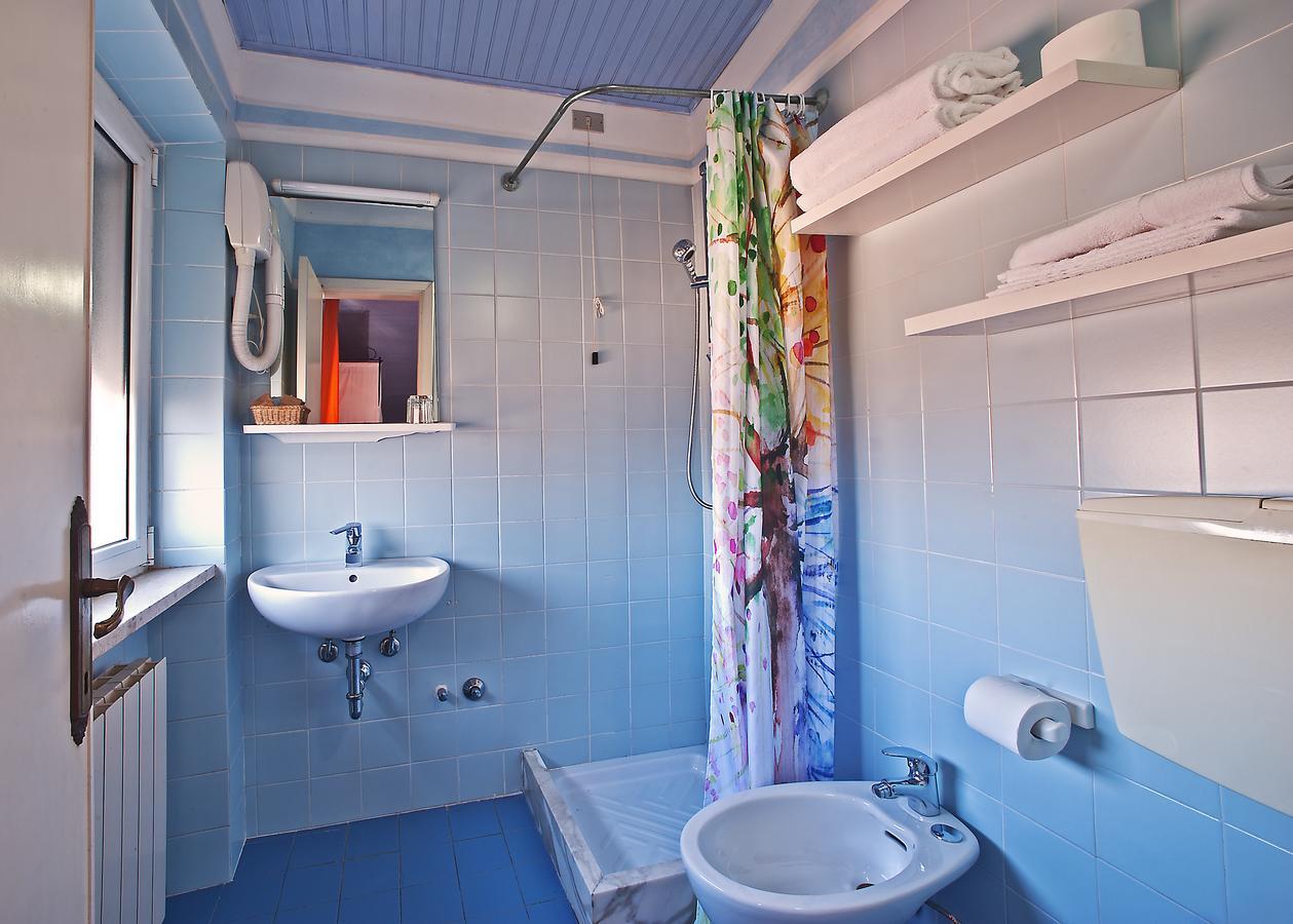 Hotel Luciana Marina di Massa Luaran gambar